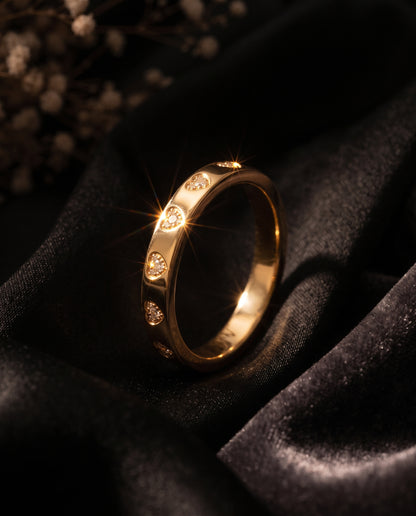 Amore Ring